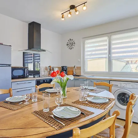 Janomaine By Interhome