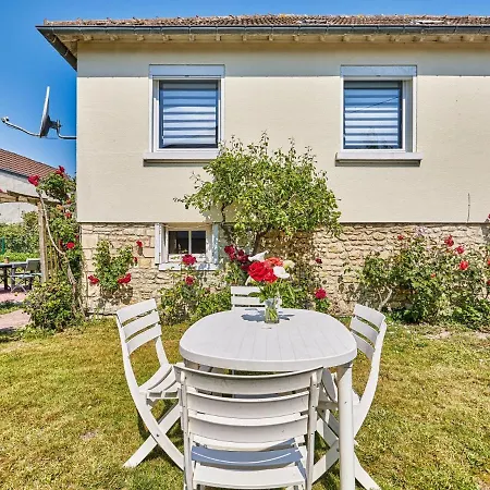 Janomaine By Interhome Casa vacanze