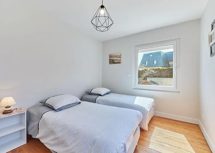 Janomaine By Interhome