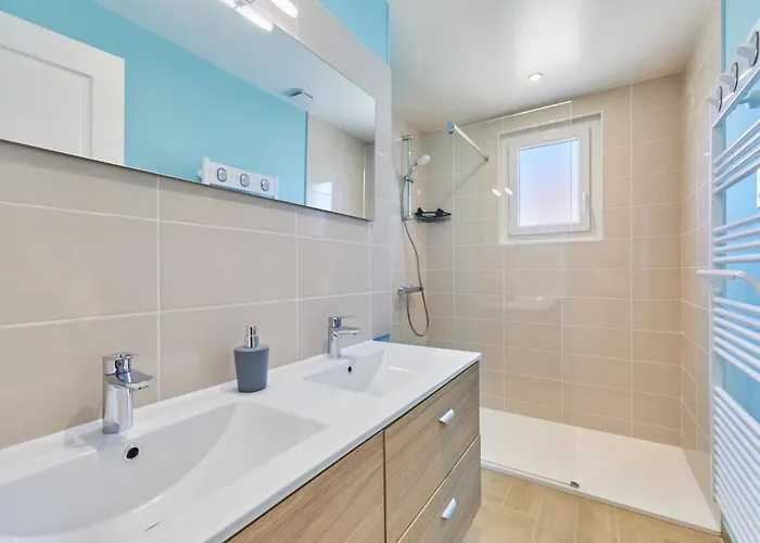 Janomaine By Interhome